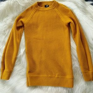 H&M mustard yellow sweater